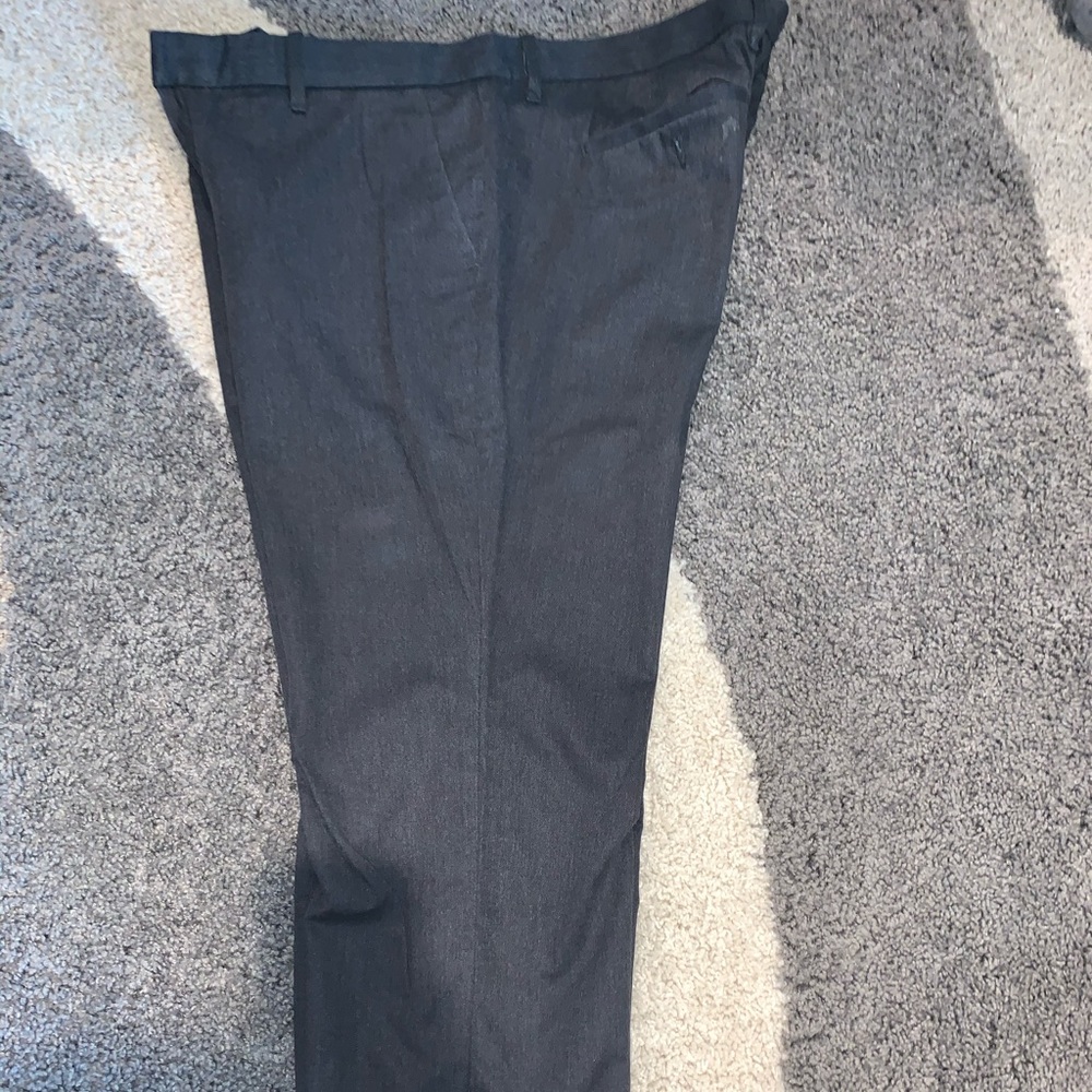 EUC gap dress pants. 38x30
